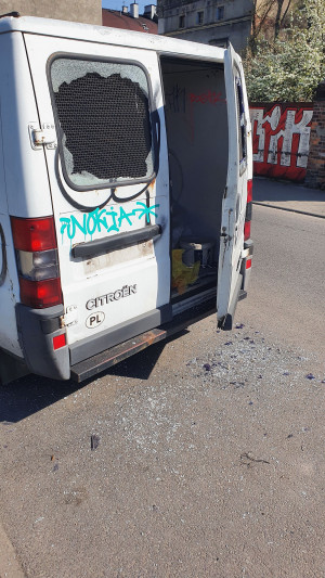 Zdjęcie 4 przedstawia problem zgłoszony w tym alercie