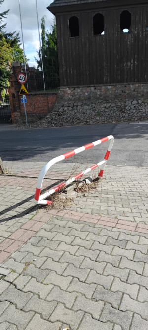 Zdjęcie 1 przedstawia problem zgłoszony w tym alercie