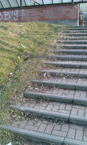 Zdjęcie 1 przedstawia problem zgłoszony w tym alercie