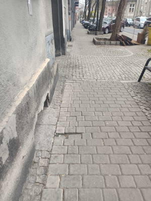 Zdjęcie 1 przedstawia problem zgłoszony w tym alercie