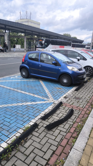 Zdjęcie 2 przedstawia problem zgłoszony w tym alercie