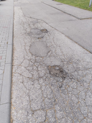 Zdjęcie 4 przedstawia problem zgłoszony w tym alercie