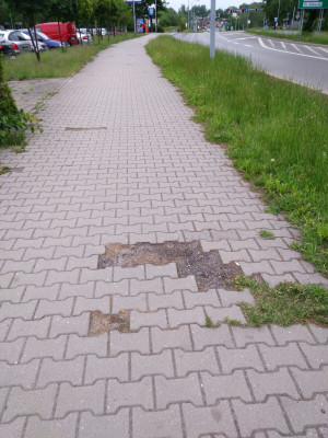 Zdjęcie 2 przedstawia problem zgłoszony w tym alercie