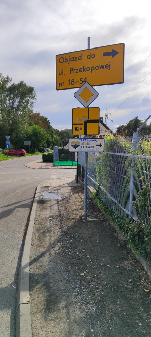 Zdjęcie 2 przedstawia problem zgłoszony w tym alercie