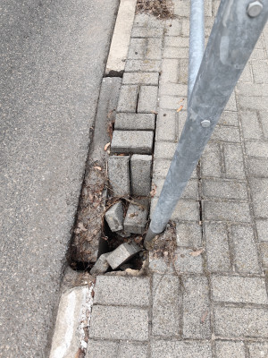 Zdjęcie 3 przedstawia problem zgłoszony w tym alercie