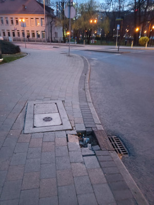 Zdjęcie 2 przedstawia problem zgłoszony w tym alercie