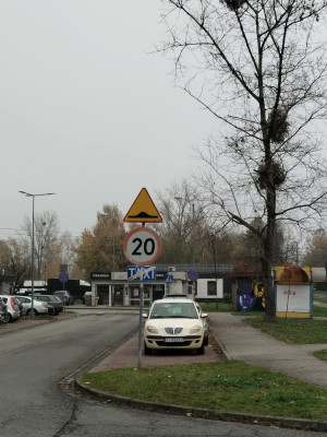 Zdjęcie 1 przedstawia problem zgłoszony w tym alercie