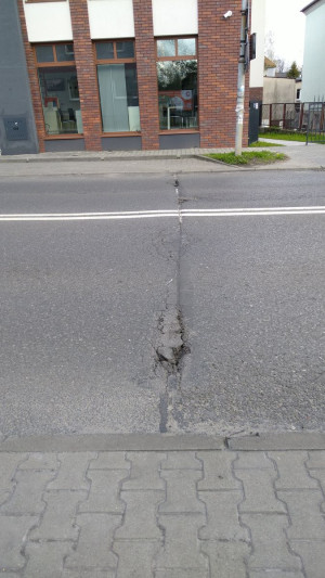 Zdjęcie 1 przedstawia problem zgłoszony w tym alercie