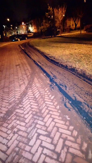 Zdjęcie 1 przedstawia problem zgłoszony w tym alercie
