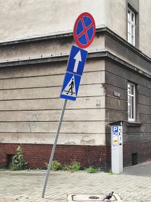 Zdjęcie 2 przedstawia problem zgłoszony w tym alercie