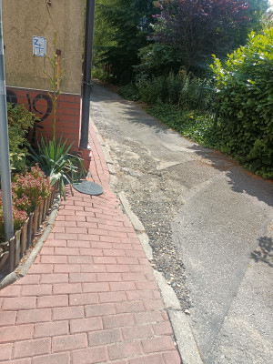 Zdjęcie 2 przedstawia problem zgłoszony w tym alercie