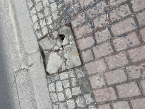 Zdjęcie 1 przedstawia problem zgłoszony w tym alercie