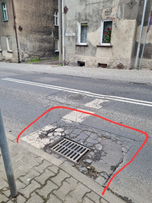 Zdjęcie 1 przedstawia problem zgłoszony w tym alercie