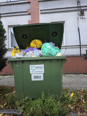 Zdjęcie 1 przedstawia problem zgłoszony w tym alercie