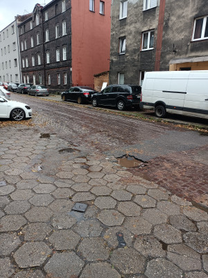 Zdjęcie 1 przedstawia problem zgłoszony w tym alercie