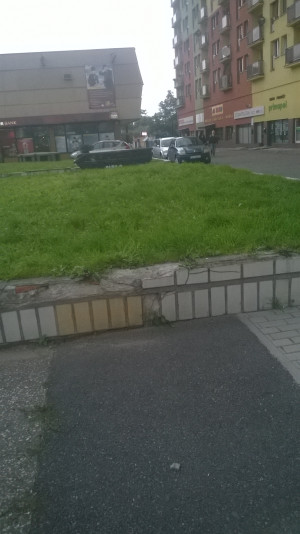 Zdjęcie 3 przedstawia problem zgłoszony w tym alercie