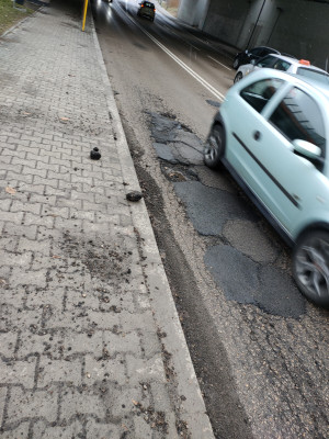 Zdjęcie 1 przedstawia problem zgłoszony w tym alercie
