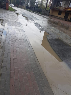 Zdjęcie 1 przedstawia problem zgłoszony w tym alercie