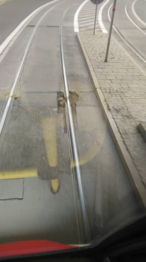 Zdjęcie 1 przedstawia problem zgłoszony w tym alercie