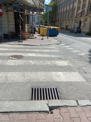 Zdjęcie 1 przedstawia problem zgłoszony w tym alercie