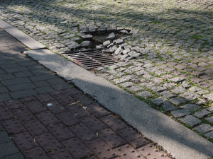 Zdjęcie 2 przedstawia problem zgłoszony w tym alercie