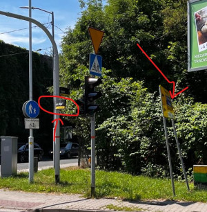 Zdjęcie 1 przedstawia problem zgłoszony w tym alercie