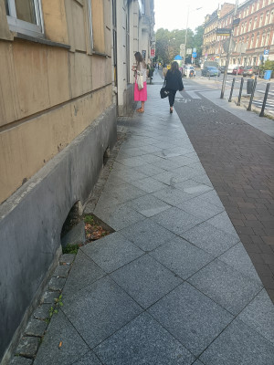 Zdjęcie 1 przedstawia problem zgłoszony w tym alercie