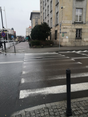 Zdjęcie 1 przedstawia problem zgłoszony w tym alercie