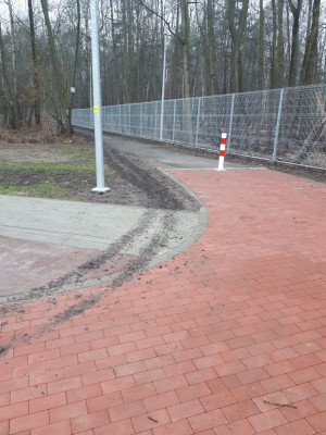Zdjęcie 1 przedstawia problem zgłoszony w tym alercie