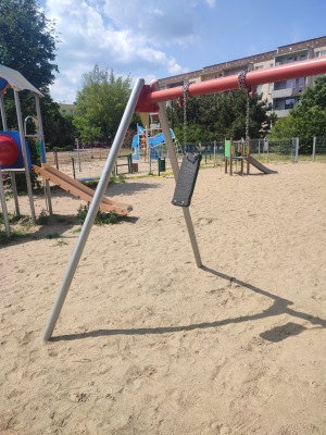 Zdjęcie 2 przedstawia problem zgłoszony w tym alercie