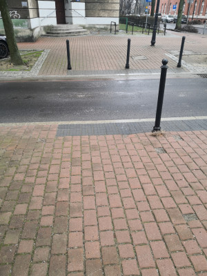 Zdjęcie 1 przedstawia problem zgłoszony w tym alercie