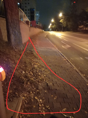Zdjęcie 1 przedstawia problem zgłoszony w tym alercie