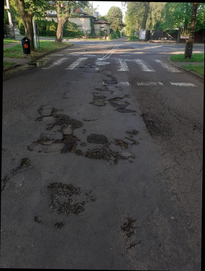 Zdjęcie 2 przedstawia problem zgłoszony w tym alercie