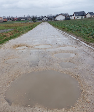 Zdjęcie 2 przedstawia problem zgłoszony w tym alercie