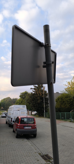 Zdjęcie 2 przedstawia problem zgłoszony w tym alercie