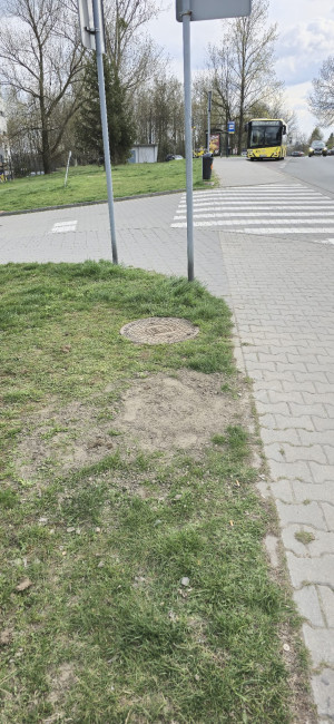 Zdjęcie 4 przedstawia problem zgłoszony w tym alercie