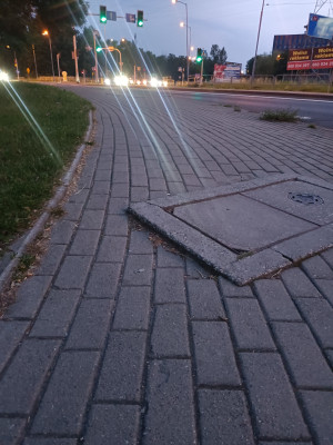 Zdjęcie 2 przedstawia problem zgłoszony w tym alercie