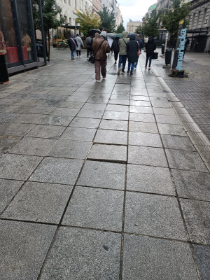 Zdjęcie 2 przedstawia problem zgłoszony w tym alercie