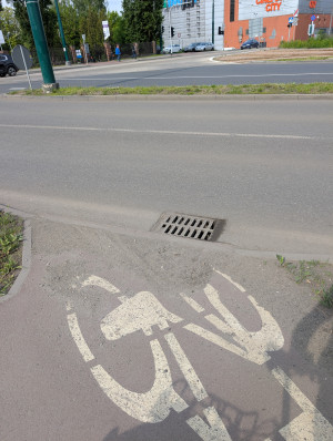 Zdjęcie 2 przedstawia problem zgłoszony w tym alercie
