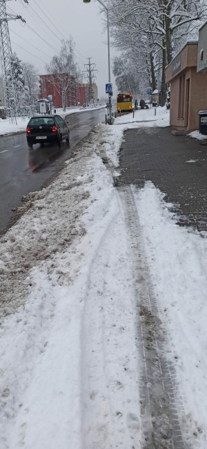 Zdjęcie 2 przedstawia problem zgłoszony w tym alercie