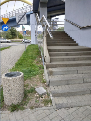 Zdjęcie 2 przedstawia problem zgłoszony w tym alercie