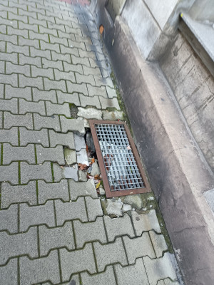 Zdjęcie 2 przedstawia problem zgłoszony w tym alercie