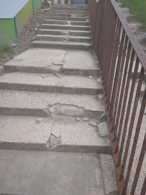 Zdjęcie 2 przedstawia problem zgłoszony w tym alercie