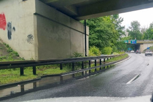 Zdjęcie 1 przedstawia problem zgłoszony w tym alercie