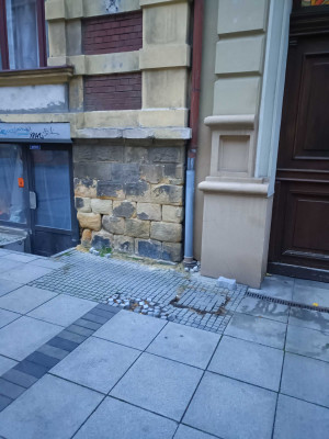 Zdjęcie 2 przedstawia problem zgłoszony w tym alercie