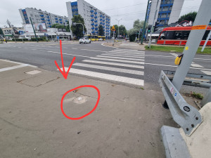 Zdjęcie 1 przedstawia problem zgłoszony w tym alercie