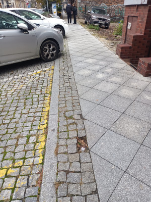 Zdjęcie 2 przedstawia problem zgłoszony w tym alercie