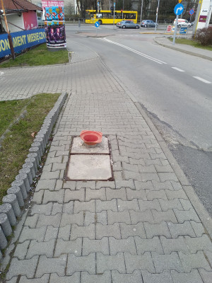 Zdjęcie 2 przedstawia problem zgłoszony w tym alercie