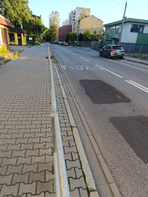 Zdjęcie 4 przedstawia problem zgłoszony w tym alercie