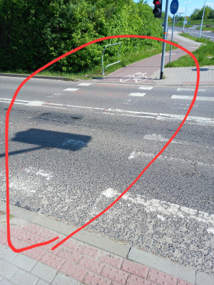 Zdjęcie 1 przedstawia problem zgłoszony w tym alercie